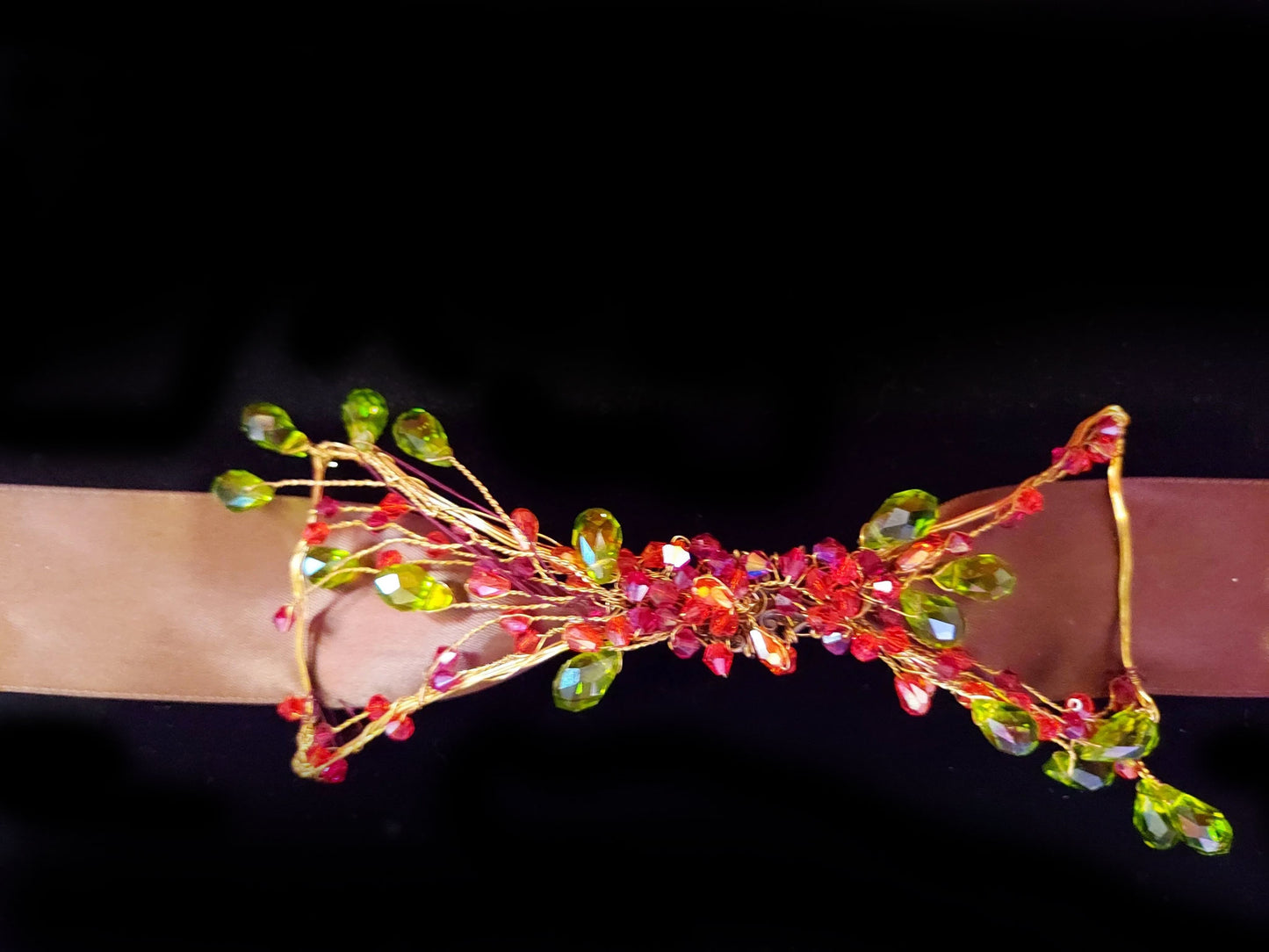 Emerald & Garnet Bow Tie