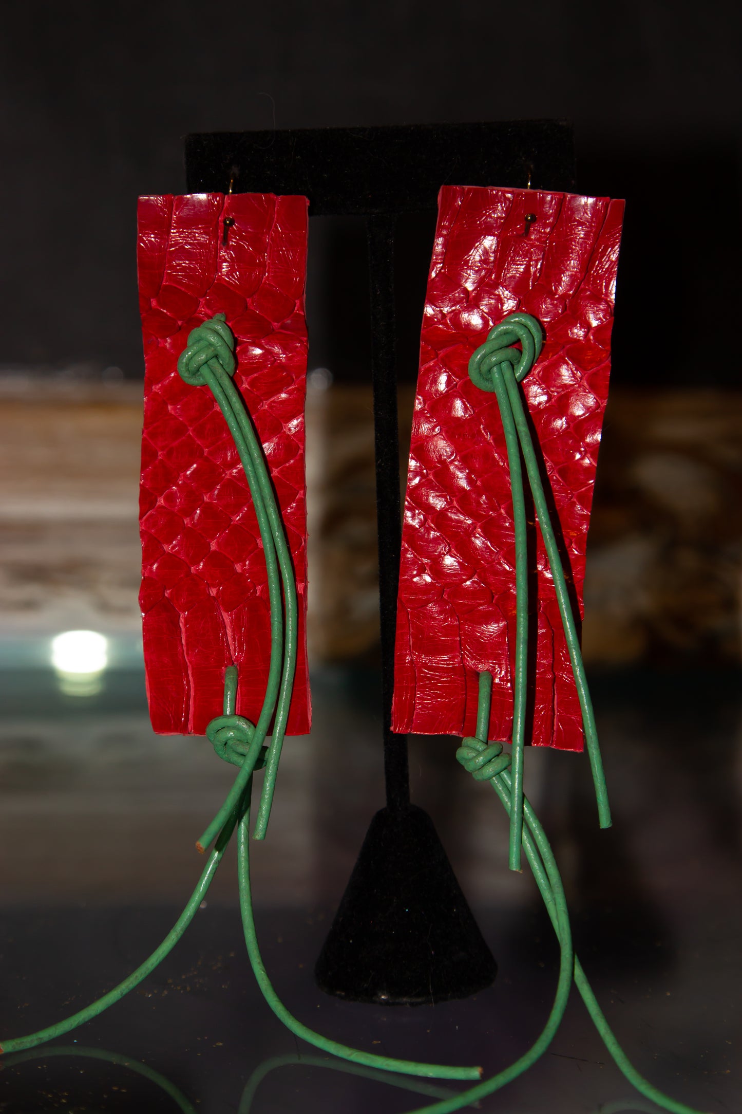 Red Snake Short